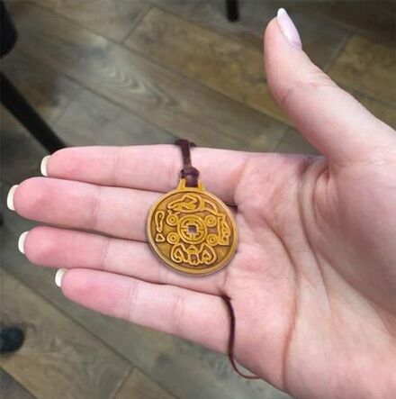 Hollësitë e komplotit